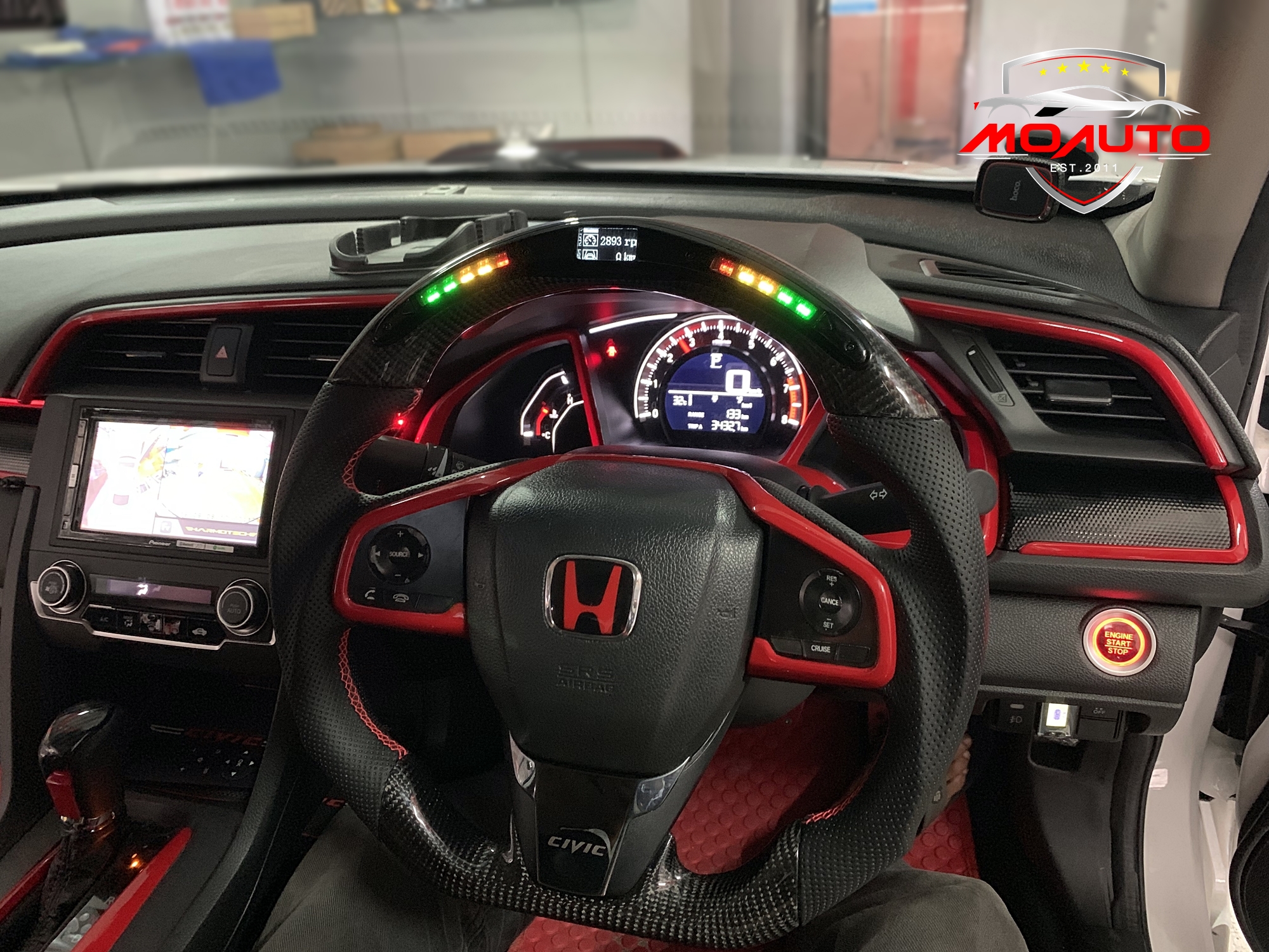 พวงมาลัย LED คาร์บอนแท้ พร้อมหน้าจอแสดงผล CIVIC FC / FK