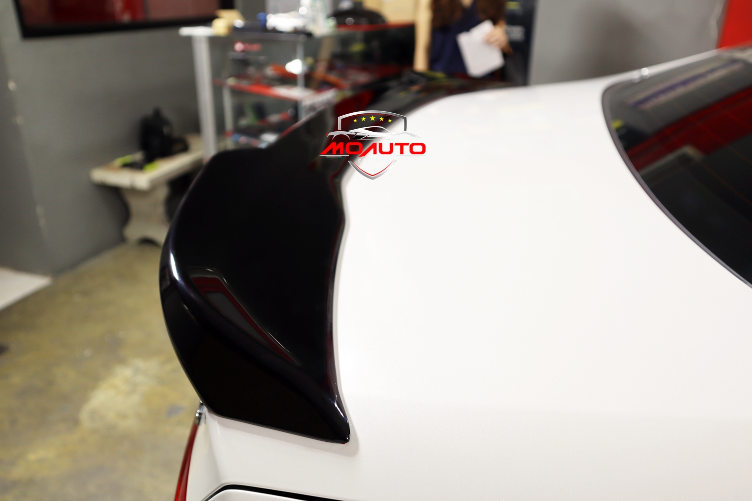 สปอยเลอร์ฝากระโปรงท้ายทรง RS CIVIC FE