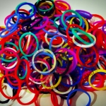 100% ซิลิโคน สี Rainbow Loom Band คละ 11 สี 600เส้น ( # 14 )