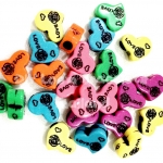 ลูกปัดลายหัวใจ Love คละสี 25 ชิ้น