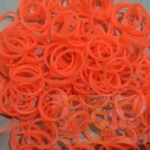 100% Silicone Loom Band สีพีช นีออน 600เส้น ( # 29 )