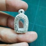 กรอบพระใส่ปรกมะขามแบบแกะลาย