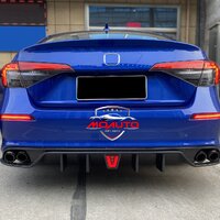 ดิฟหลัง M-SPORT ดำเงา พร้อมปลายท่อคู่ Akrapovic