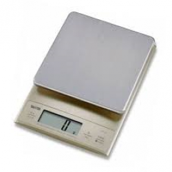 ตาชั่งTanita 5kg ปรับค่าทีละ 0.1 KD-321