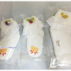 ถุงเท้าขาวลูกไม้