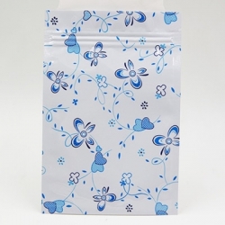 ซองซิปลายดอกไม้สีฟ้าพื้นหลังขาว ขนาด 8x12 cm. 100 ชิ้น