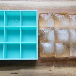 แม่พิมพ์ รูปสี่เหลี่ยมจัตุรัส 9 ช่อง