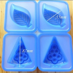 แม่พิมพ์สบู่ / พิมพ์เทียน รูปใบไม้ 2 ช่อง+รูปเค้ก 2 ช่อง