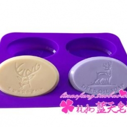 แม่พิมพ์ซิลิโคน รูปกวาง 4 ช่อง 6*9*2.5cm 100g