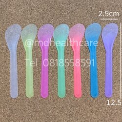 ขายส่ง 100ชิ้นไม้พายพลาสติก ไม้พายปาดครีม ขนาด12.5*2.5cm.