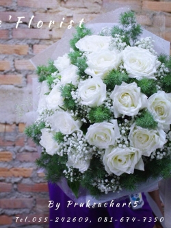 B14 ช่อกุหลาบนอกสีขาว