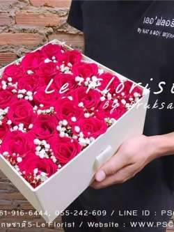 25 Thai Red Roses Flower Box