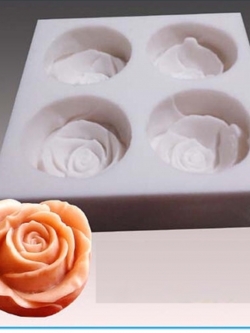 แม่พิมพ์ซิลิโคนกุหลาบ 4 ช่อง 6.5*3.5 cm 80+g