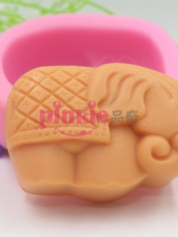 แม่พิมพ์ซิลิโคน ช้าง 50g 7.5x6x3cm