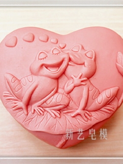 แม่พิมพ์ รูปหัวใจ กบ 120g