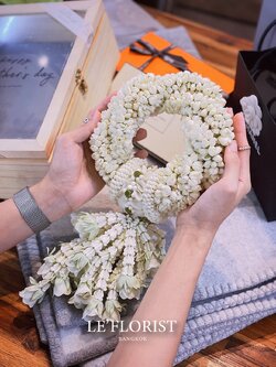 พวงมาลัยดอกมะลิสด ดอกมพลิเเท้