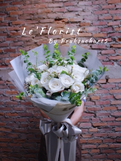 B47 Premium White Rose Bouquet [fresh flower] 18Rose