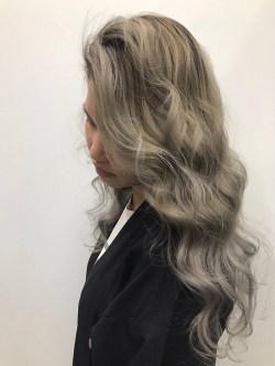 บริการทำสีผม สไตล์ Balayage