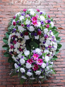 W31 พวงหรีดดอกไม้สด