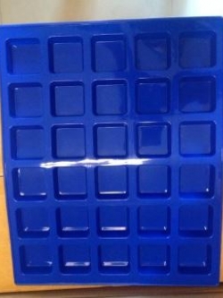 แม่พิมพ์ซิลิโคน รูปสี่เหลี่ยม 25g 3.9*3.9*1.5 cm