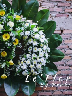 W40พวงหรีดดอกไม้สด