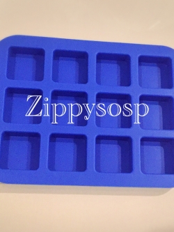 แม่พิมพ์ซิลิโคน สี่เหลี่ยม ขนาด 30 g 4*4*1.8 cm..