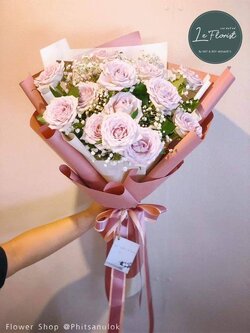 12 Purple Roses Bouquet