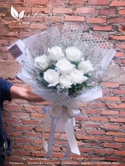 ช่อกุหลาบขาวนอก8ดอก