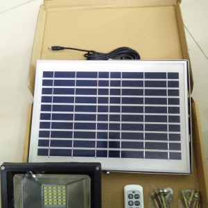 Flood Light Model: SL-380B (Type: All in one)