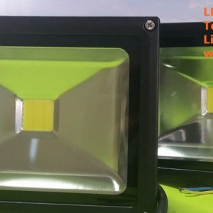 หลอดไฟ LED-FL ขนาด 20W 24V 6000K **กรุณาติดต่อเจ้าหน้าที่ ราคายังไม่รวมจัดส่ง**